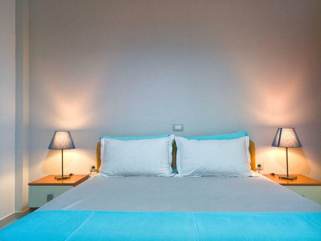 Sunset Boulevard Hotel Qeparo Extérieur photo